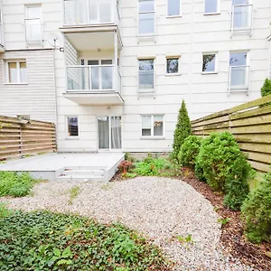 Shortstaypoland Bialobrzeska Апартаменты